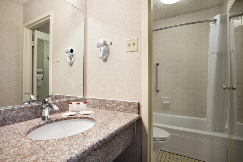 Ramada by Wyndham Sunnyvale/Silicon Valley